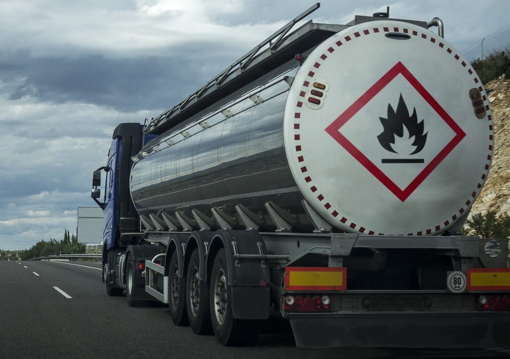 transport_truck_heavy vehicle_toxic goods Cropped